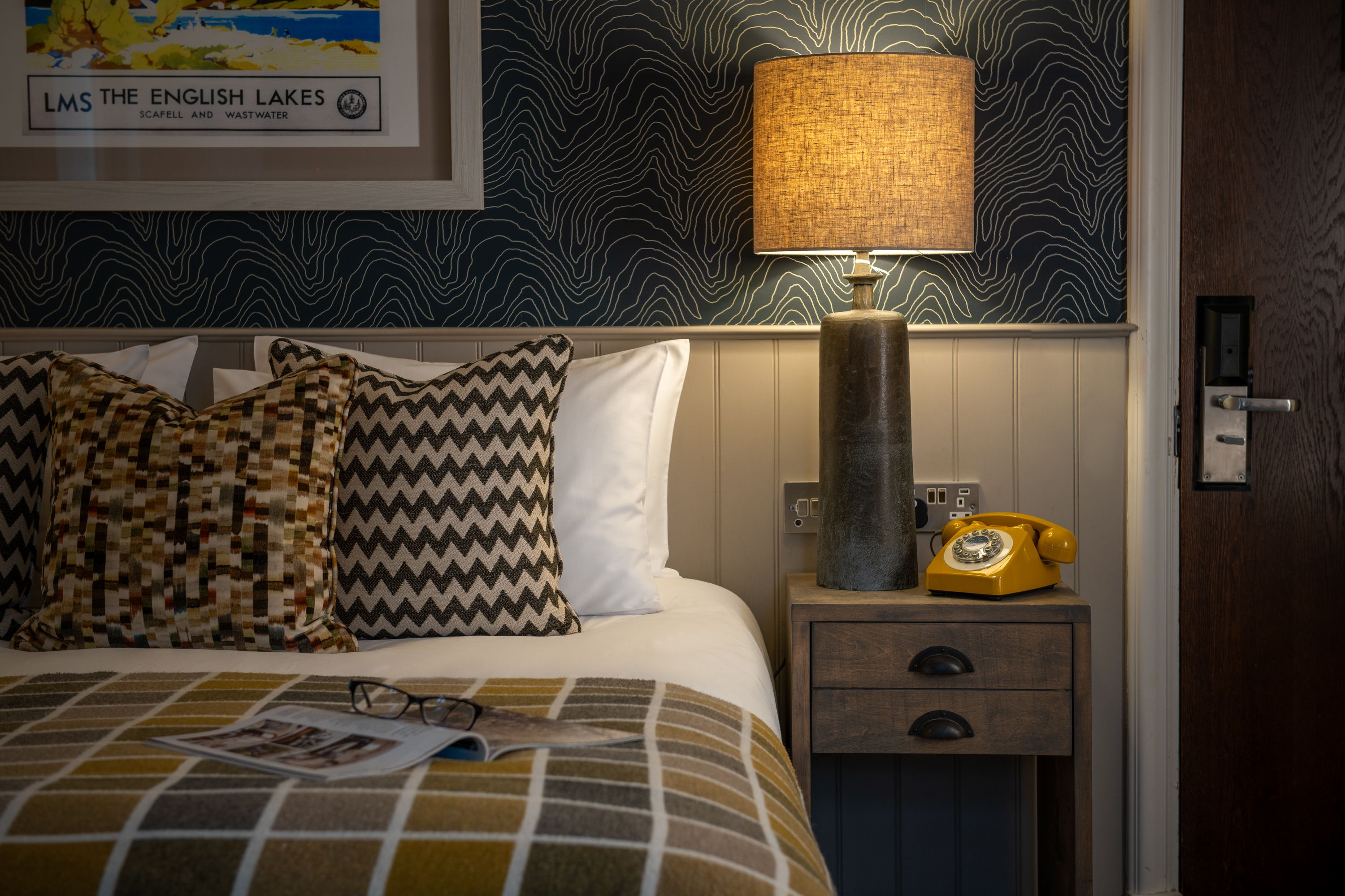bedroom at toll house inn