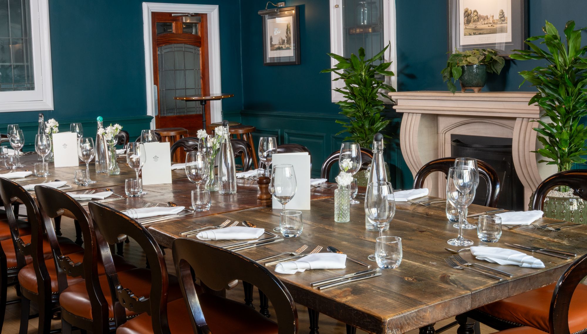 private dining room at the toll house with large table